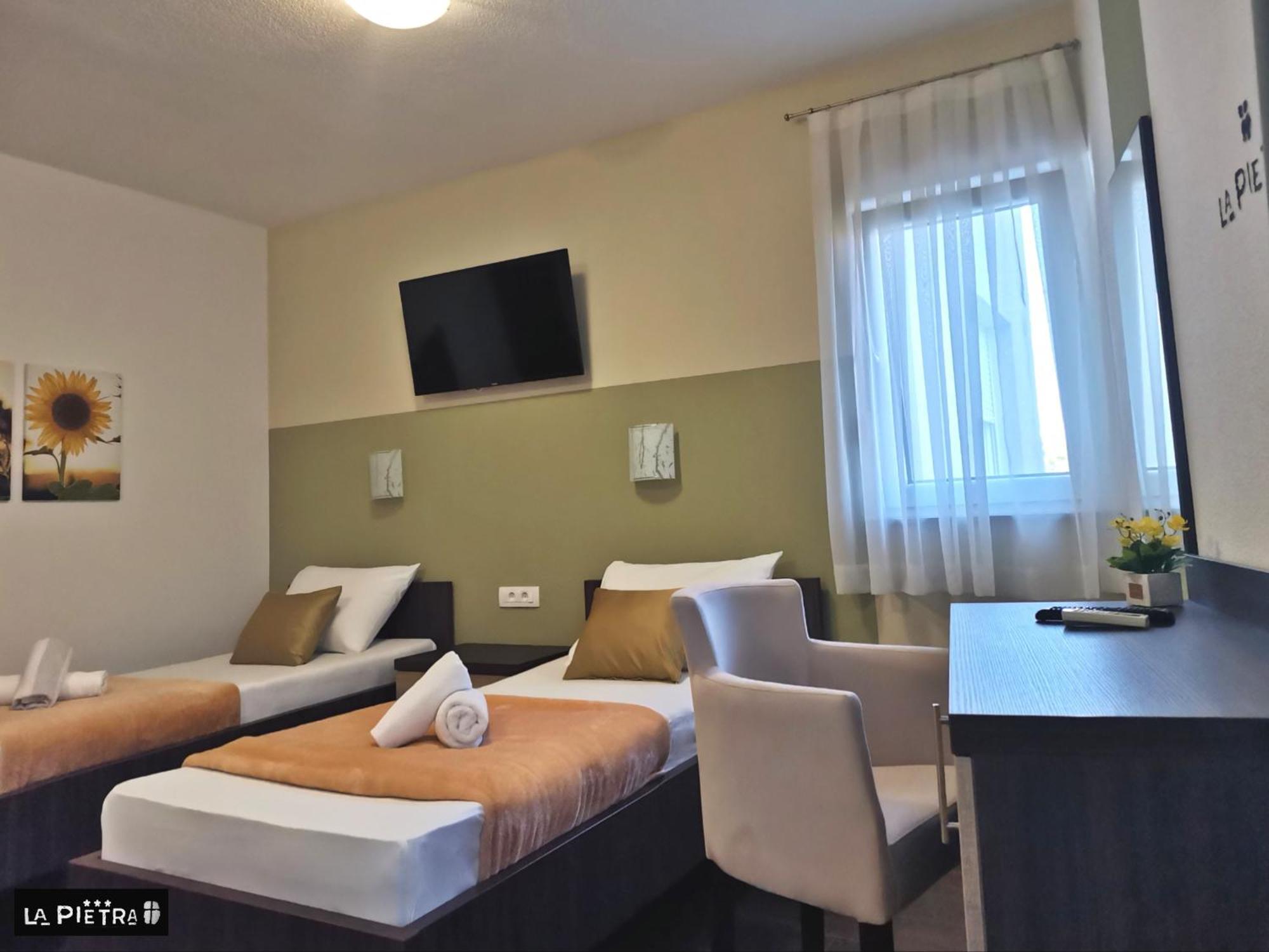 La Pietra Family Hotel Međugorje Δωμάτιο φωτογραφία